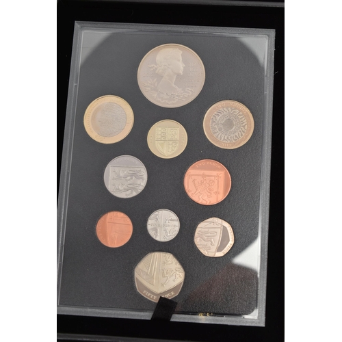 213 - A BOX OF MAINLY ROYAL MINT COINAGE, to include dual-dated 1993 presidency 50p in year set, a boxed 1... 