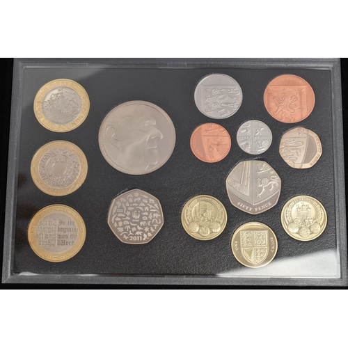 213 - A BOX OF MAINLY ROYAL MINT COINAGE, to include dual-dated 1993 presidency 50p in year set, a boxed 1... 