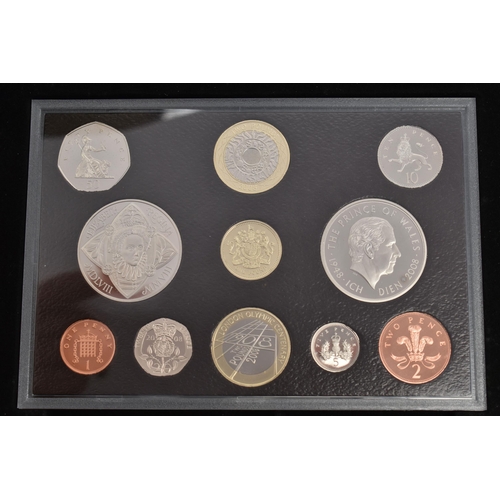 214 - A LARGE PLASTIC STORAGE BOX CONTAINING ROYAL MINT COIN SETS, to include (12) x BU sets 1971-1982, tw... 