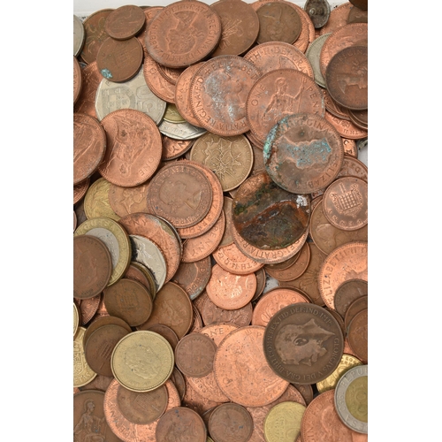 216 - A PLASTIC TUB CONTAINING MIXED COINS AND AMOUNTS OF SPANISH BANKNOTES ETC