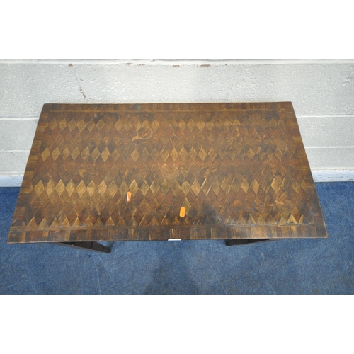 1225 - A 19TH CENTURY OAK PARQUETRY TOP SIDE TABLE, with a single frieze drawer, raised on square tapered l... 