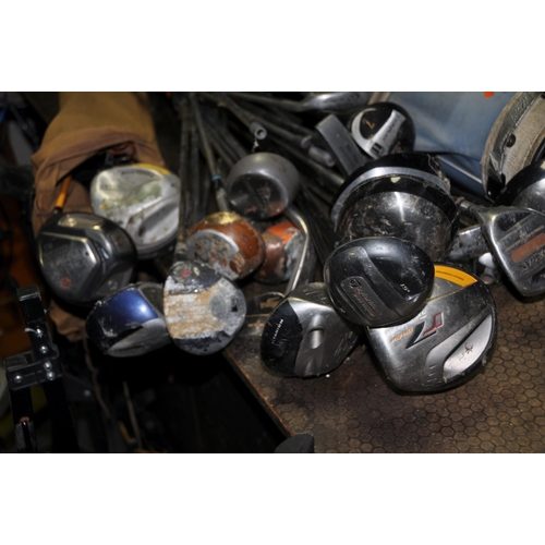 1068 - A COLLECTION OF GOLF CLUBS, BAGS AND TROLLEYS including a new and unused Callaway bag, a Taylor Made... 