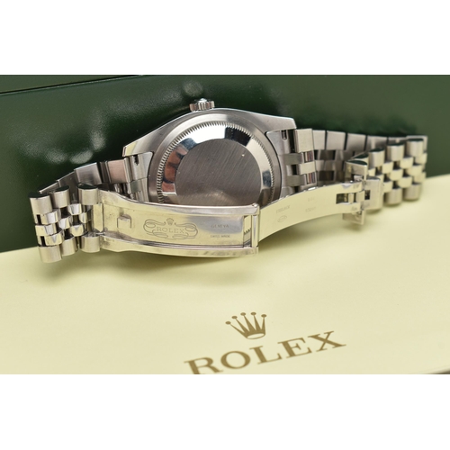 14 - A 'ROLEX' TURN O GRAPH OYSTER PERPETUAL DATEJUST WRISTWATCH, circa 2006, automatic movement, round b... 