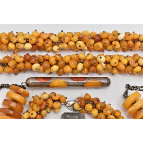 71 - AN ASSORTMENT OF AMBER JEWELLERY, to include a large statement necklace, comprised of thirty nine am... 