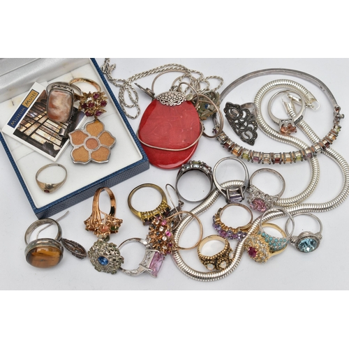 73 - A BAG OF ASSORTED JEWELLERY, to include a semi-precious gemstone set hinged bangle, with oval cut ga... 