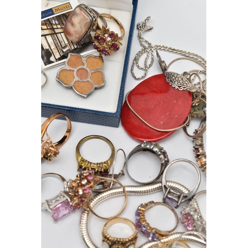 73 - A BAG OF ASSORTED JEWELLERY, to include a semi-precious gemstone set hinged bangle, with oval cut ga... 