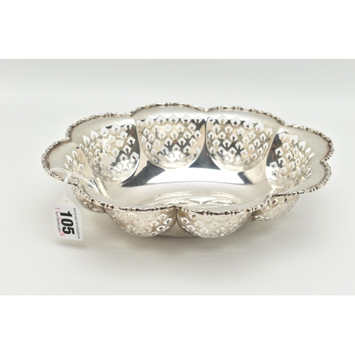 105 - A GEORGE V DISH, scalloped oval dish with scrolled foliate detail to the rim, pierced detail, approx... 