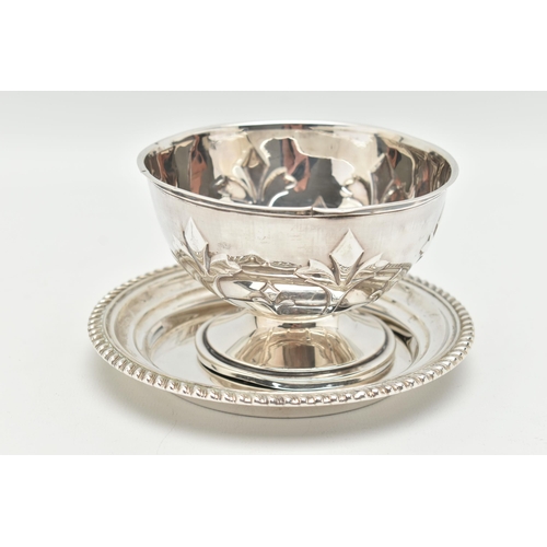 121 - A SIVER ROSE BOWL AND A DISH, embossed pattern to the rose bowl, on a round base, hallmarked 'James ... 