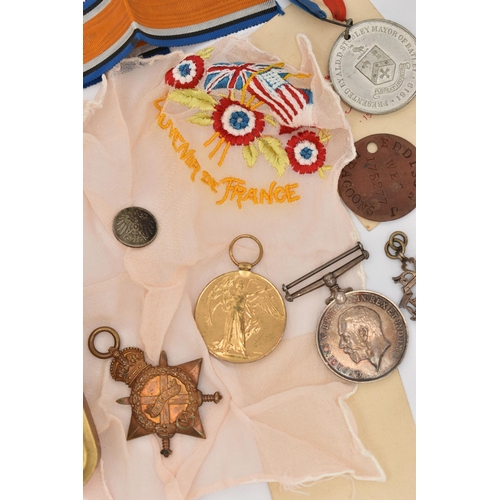 95 - A PRINCESS MARY TIN, MEDALS ETC., the rectangular Princess Mary tin dated Christmas 1914, with print... 