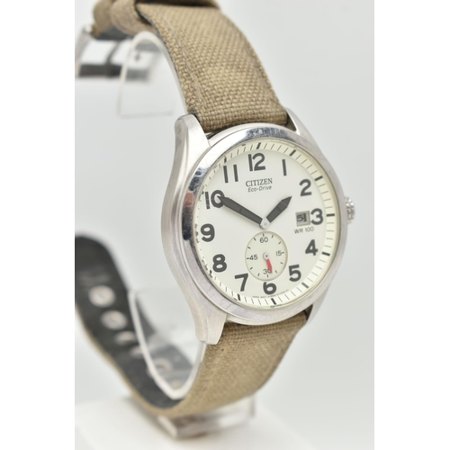 169 - A GENTS 'CITIZEN ECO-DRIVE' WRISTWATCH, large round cream dial signed 'Citizen Eco-Drive WR100', Ara... 