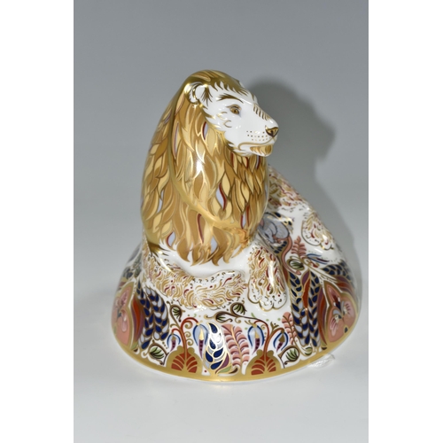 352 - A ROYAL CROWN DERBY IMARI 'LION' PAPERWEIGHT, second quality, silver stopper, introduced 1996- 2000,... 