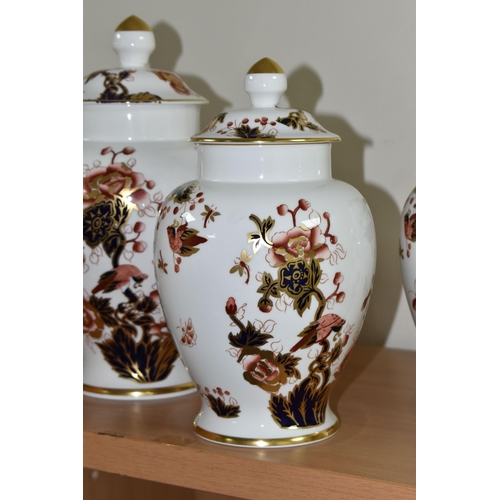 375 - A GROUP OF COALPORT 'HONG KONG' PATTERN GINGER JARS AND URNS, comprising two covered urns with gilt ... 