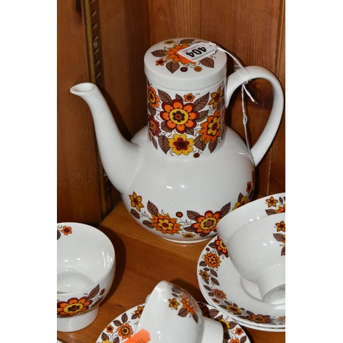 404 - A MIDWINTER MQ2 SHAPE EIGHTEEN PIECE COFFEE SET IN 'SEPTEMBER SONG' PATTERN, pattern designed by Jes... 