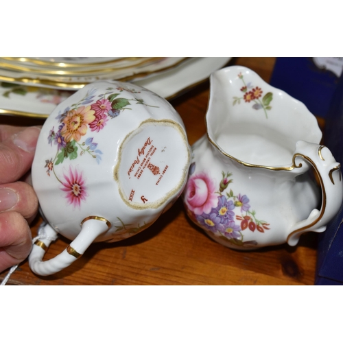 405 - A QUANTITY OF ROYAL CROWN DERBY 'DERBY POSIES' PATTERN TEA AND DINNERWARE, ETC, a small number of pi... 