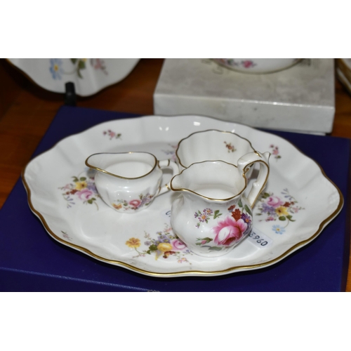 405 - A QUANTITY OF ROYAL CROWN DERBY 'DERBY POSIES' PATTERN TEA AND DINNERWARE, ETC, a small number of pi... 