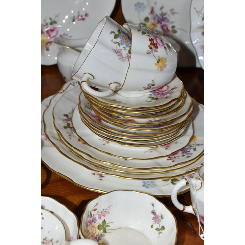 405 - A QUANTITY OF ROYAL CROWN DERBY 'DERBY POSIES' PATTERN TEA AND DINNERWARE, ETC, a small number of pi... 