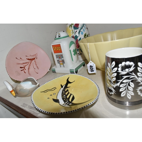 408 - FIVE PIECES OF MIDWINTER POTTERY AND TWO PIECES OF WEDGWOOD KEITH MURRAY POTTERY, the Wedgwood compr... 