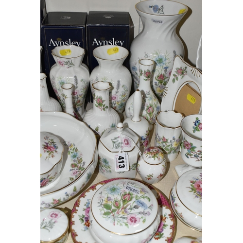 413 - A COLLECTION OF AYNSLEY AND HAMMERSLEY GIFTWARE, the Aynsley includes a quantity of 'Wild Tudor' pat... 