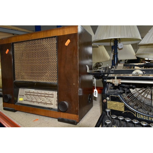 431 - TWO RADIOS AND A TYPEWRITER, comprising G Marconi and Ultra radios, together with an Underwood typew... 