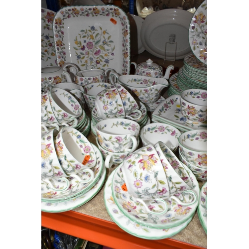 443 - A ONE HUNDRED AND TWENTY ONE PIECE MINTON HADDON HALL DINNER SERVICE, comprising a meat plate, a squ... 