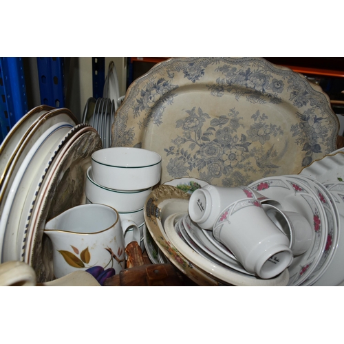 452 - SIX BOXES OF TEA AND DINNER WARES, to include three Coalport Cardova coffee cans and saucers, a seve... 