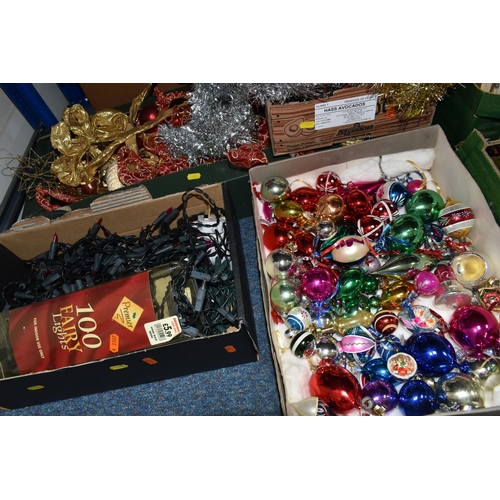 454 - FOUR BOXES OF CHRISTMAS DECORATIONS, vintage and modern, to include a box of approximately fifty to ... 