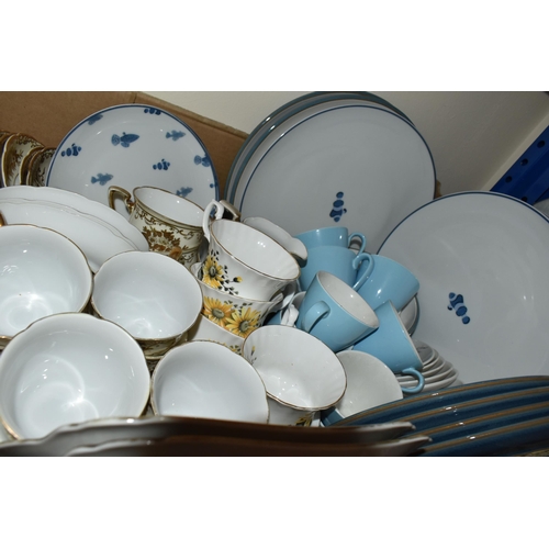 464 - FIVE BOXES AND LOOSE CERAMICS AND GLASS WARE, to include a Lladro figure 'Girl with Child' no 4636 a... 