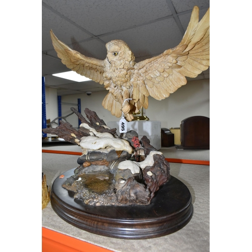 495 - A COUNTRY ARTISTS LIMITED EDITION FIGURE OF AN OWL 'ARCTIC FLIGHT' BY RUSSELL WILLIS, CA444, no.107/... 