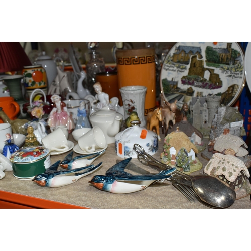 498 - A GROUP OF CERAMICS, METALWARE, ETC, including a set of three Beswick Swallow wall plaques, no's. 75... 