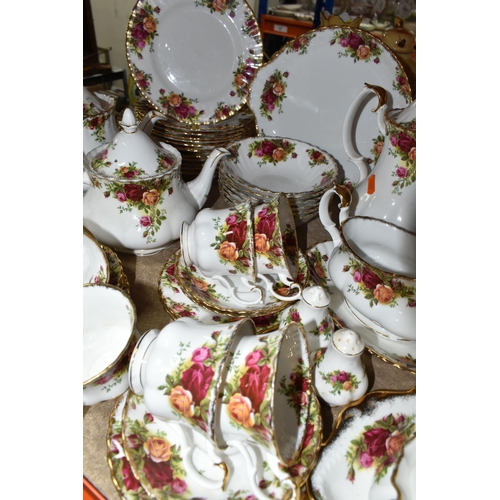 499 - A QUANTITY OF ROYAL ALBERT 'OLD COUNTRY ROSES' TEA, DINNER AND ORNAMENTAL WARES, comprising a two ti... 