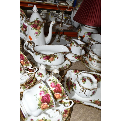 499 - A QUANTITY OF ROYAL ALBERT 'OLD COUNTRY ROSES' TEA, DINNER AND ORNAMENTAL WARES, comprising a two ti... 