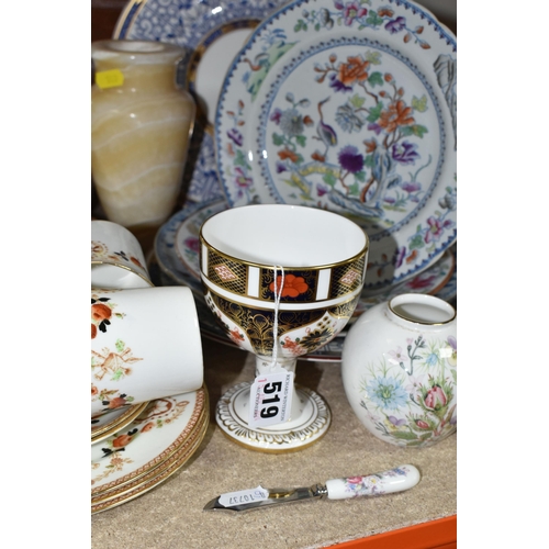 519 - A GROUP OF CERAMICS, A HANDBAG AND AN ONYX VASE, to include a Royal Crown Derby Imari 1128 goblet, t... 