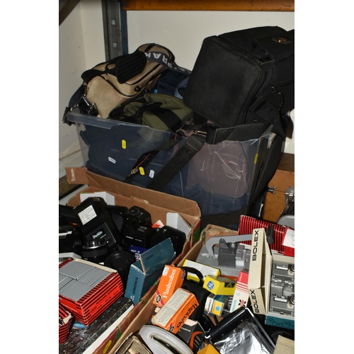 528 - THREE BOXES AND LOOSE PHOTOGRAPHIC AND CINE EQUIPMENT ETC, to include boxed GAF 502 slide projector,... 