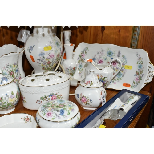 529 - A SELECTION OF DECORATIVE AYNSLEY CHINA, to include a table lamp, planter, three covered storage jar... 