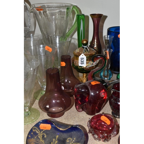 535 - A GROUP OF COLOURED AND DECORATIVE GLASS WARE, to include a Whitefriars ruby Knobbly vase, a Whitefr... 