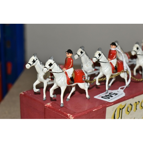 540 - A BOXED LESNEY CORONATION COACH, with Queen figure (1 + box) (Condition Report: appears in good cond... 