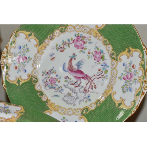 547 - A COLLECTION OF MINTON DINNER WARE, late nineteenth/early twentieth century and modern pieces, patte... 