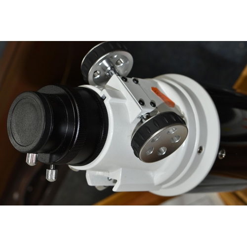 557 - A CASED  MODERN OPTICAL VISION LTD. 'SKY-WATCHER' TELESCOPE, D 120mm, F 600mm, not tested, contents ... 