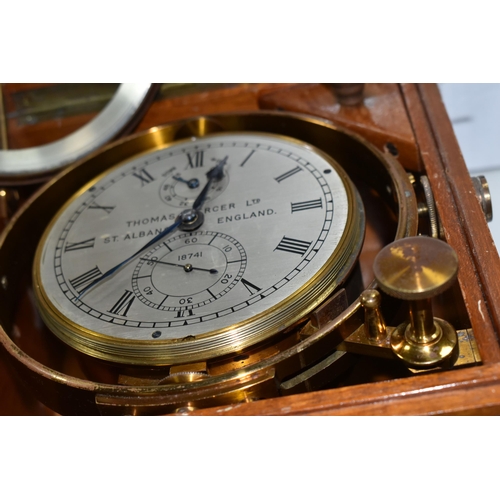 571 - A MID 20TH CENTURY WALNUT CASED MARINE CHRONOMETER BY THOMAS MERCER LTD, SUPPLIED BY JOHN LILLIE & G... 