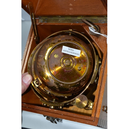 571 - A MID 20TH CENTURY WALNUT CASED MARINE CHRONOMETER BY THOMAS MERCER LTD, SUPPLIED BY JOHN LILLIE & G... 