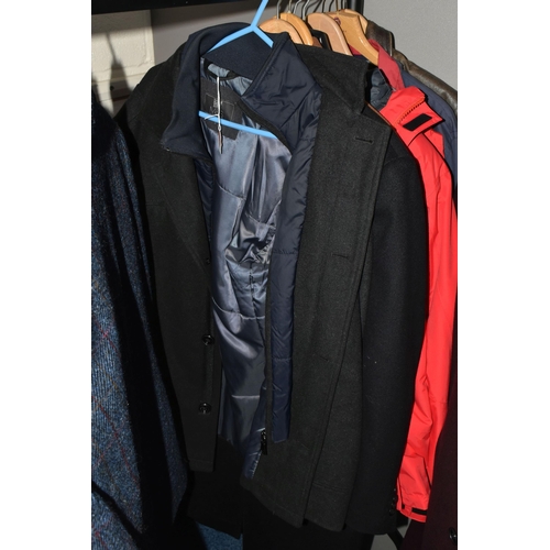 610 - SEVENTEEN ITEMS OF GENTLEMEN'S CLOTHING AND A HAT, comprising two navy blue Jaeger 100% wool over co... 