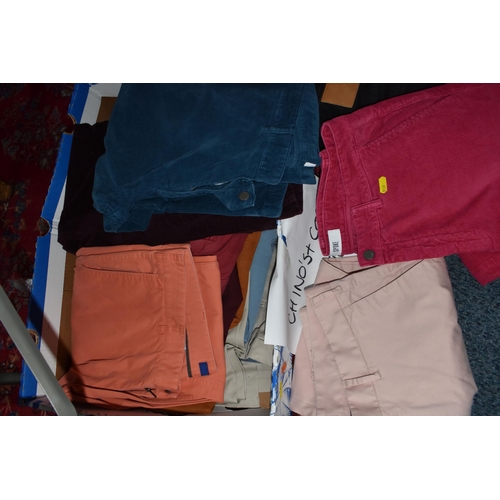 616 - THREE BOXES OF GENTLEMEN'S TROUSERS AND LEVI JEANS, to include nine pairs of Levi jeans, three pairs... 