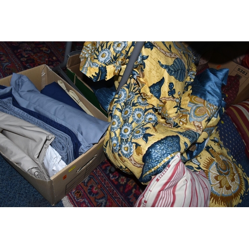 619 - FOUR BOXES OF CUSHIONS AND BED COVERS, to include two King size bed covers and matching cushions, to... 