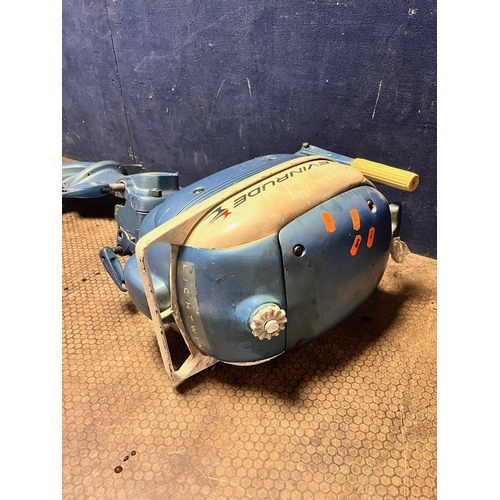 1089 - AN EVINRUDE PETROL OUTBOARD MOTOR, 3.0HP, propeller diameter 16cm (condition report: engine pulls fr... 