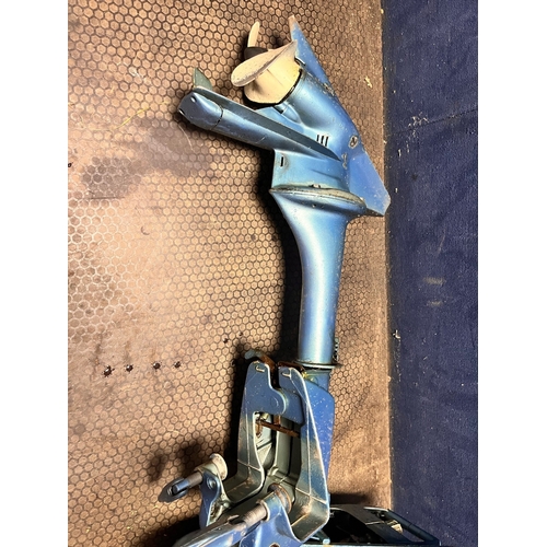 1089 - AN EVINRUDE PETROL OUTBOARD MOTOR, 3.0HP, propeller diameter 16cm (condition report: engine pulls fr... 