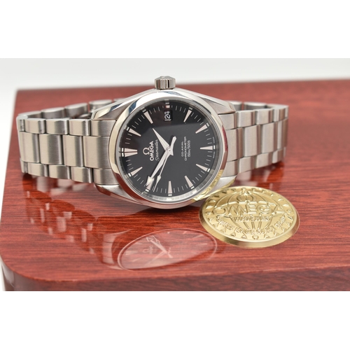 113 - A GENTS 'OMEGA SEAMASTER, AQUA TERRA' WRISTWATCH, automatic movement, round black dial signed 'Omega... 