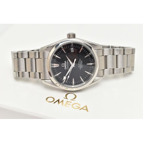 113 - A GENTS 'OMEGA SEAMASTER, AQUA TERRA' WRISTWATCH, automatic movement, round black dial signed 'Omega... 