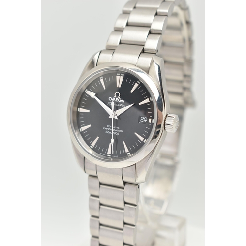 113 - A GENTS 'OMEGA SEAMASTER, AQUA TERRA' WRISTWATCH, automatic movement, round black dial signed 'Omega... 