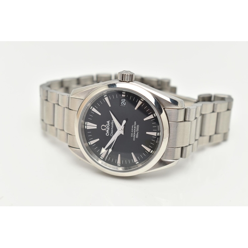 113 - A GENTS 'OMEGA SEAMASTER, AQUA TERRA' WRISTWATCH, automatic movement, round black dial signed 'Omega... 