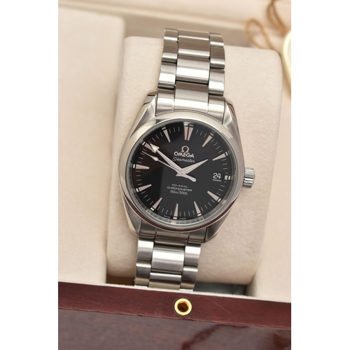 113 - A GENTS 'OMEGA SEAMASTER, AQUA TERRA' WRISTWATCH, automatic movement, round black dial signed 'Omega... 